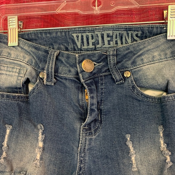 Capris - Picture 2 of 6